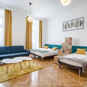 Bpr Stylish Vagabond With Ac Appartement