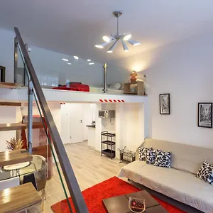 Karavan Corner Апартаменты