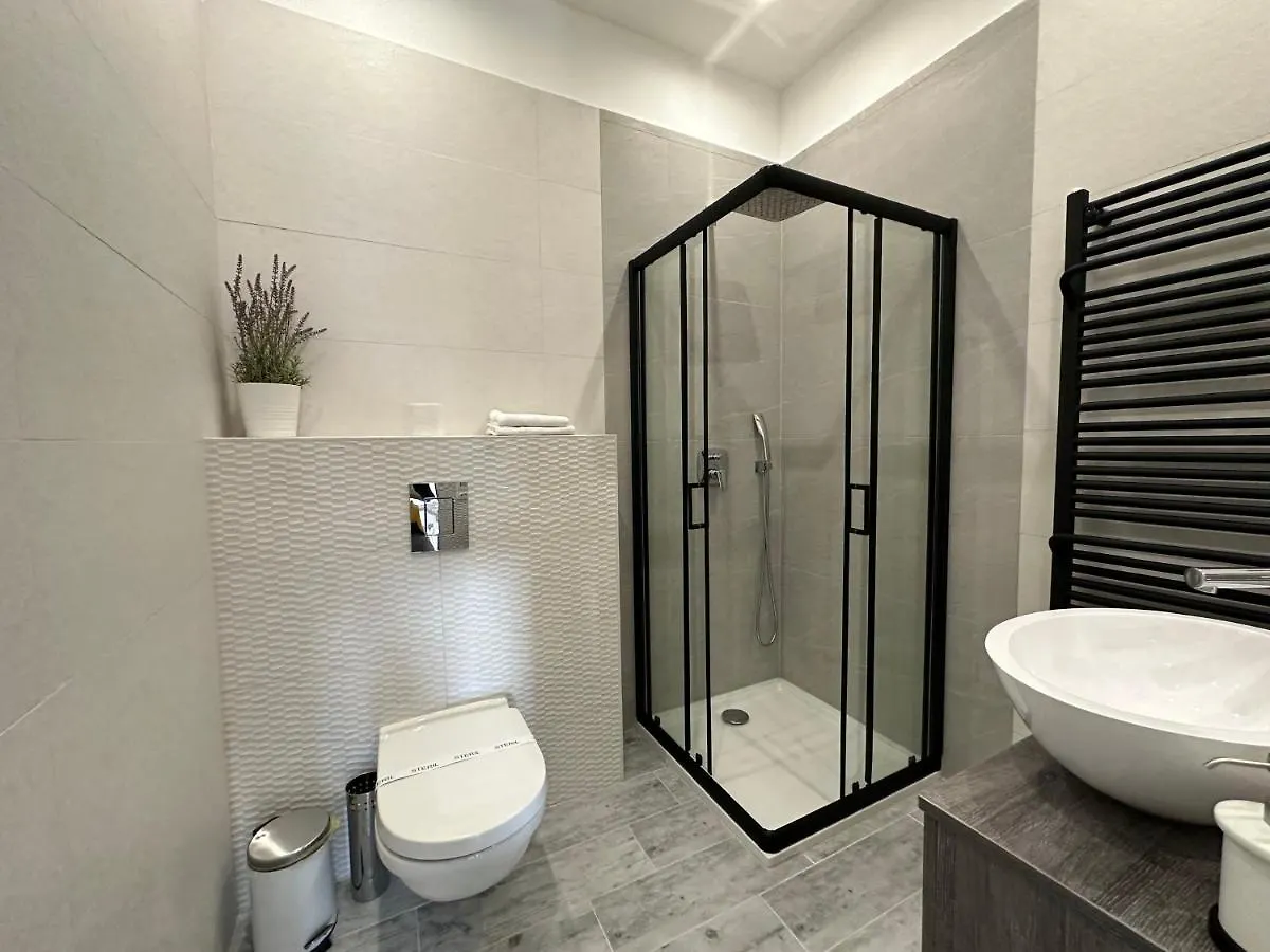 Bpr Splendid Rooftop Suite With A/C Budapest 0*,  Hungary